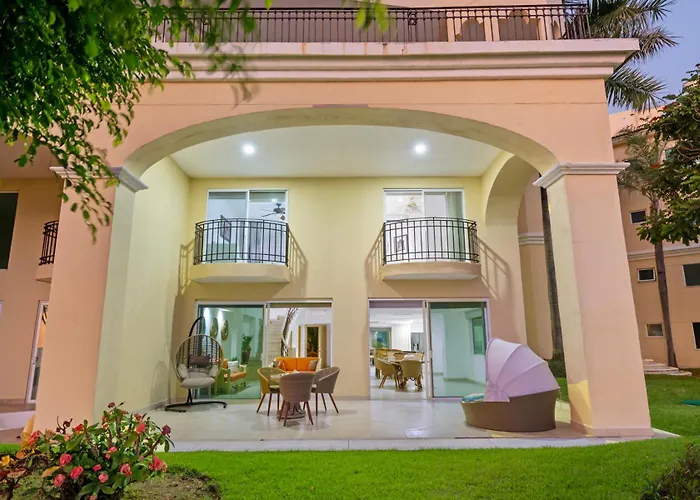 Seafront Villa - Puerto Vallarta