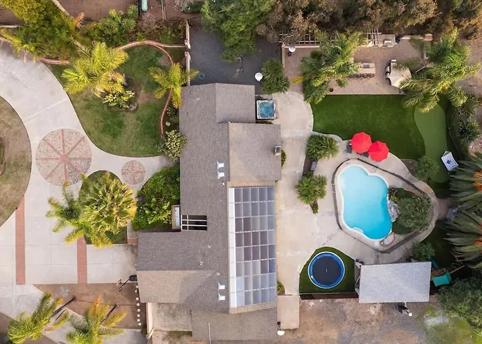 Stunning Private Resort With Pool