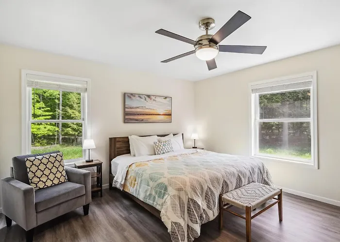 Livin The Dream By Simple Life Rentals