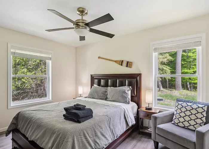 Livin The Dream By Simple Life Rentals