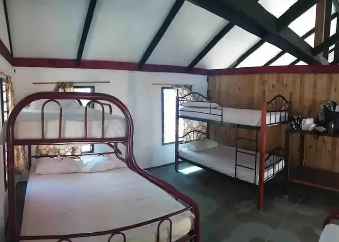 Gold Coast Inn (Adults Only)