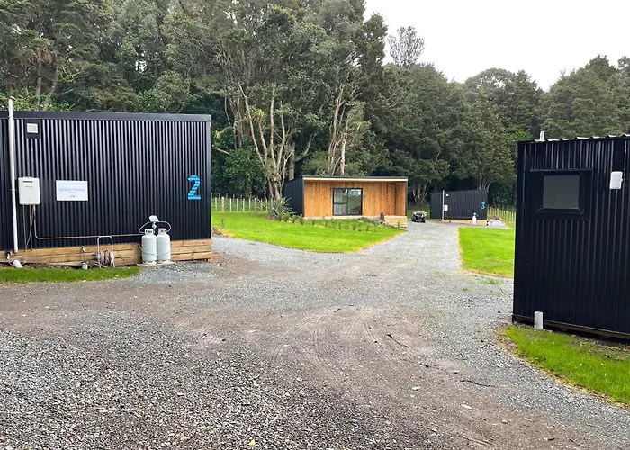 Highlander Farmstay - Cabins