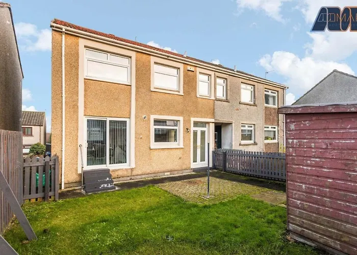 Modern 3 Bed Home In Bathgate With Garden