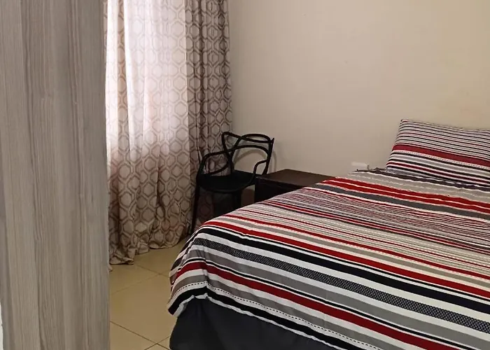 Cozy 2 Bedroom