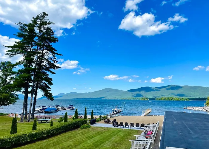 Waters Edge Lodge
