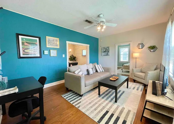 Historic & Chic Beaumont Getaway