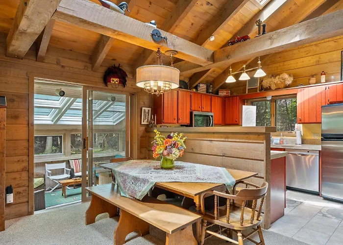 A Little House In The Woods By Simple Life Rentals