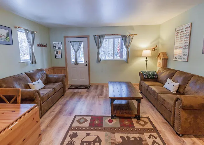 Bear Lake Lodgings