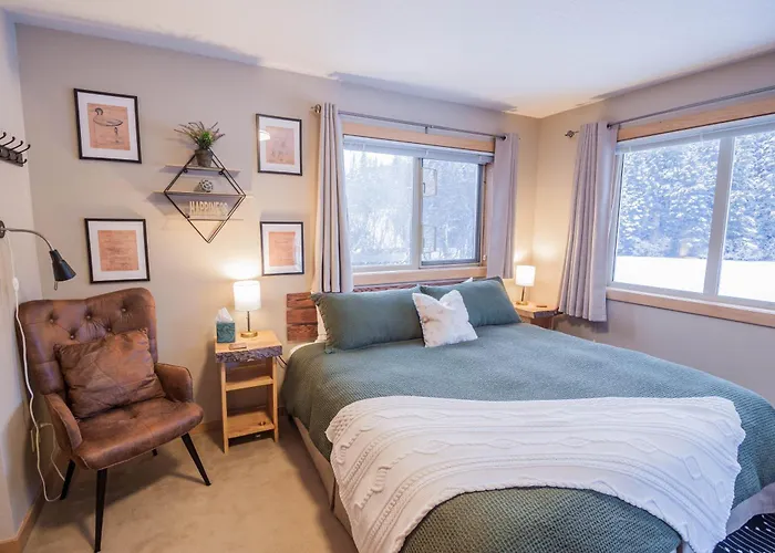 Bear Lake Lodgings