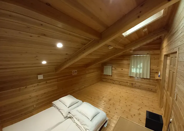 Villa Orange Cabin