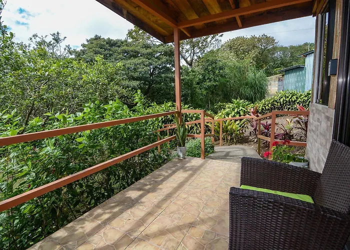 Las Marias Monteverde - Mountain View Cottages & Gardens
