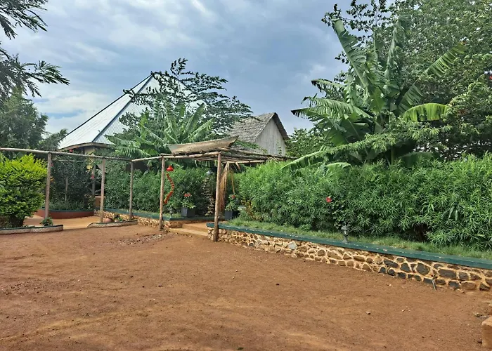 Jua Manyara Lodge & Camp Site