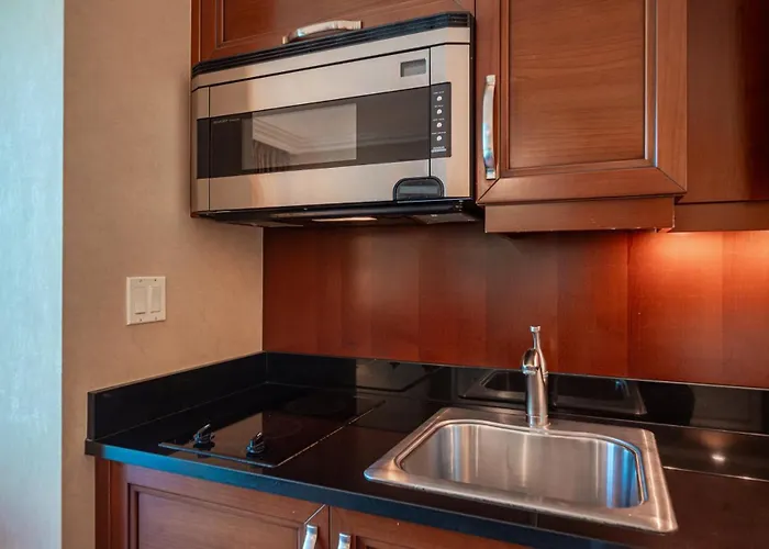 No Resort Fee Strip View Suite + Free Valet + Pool