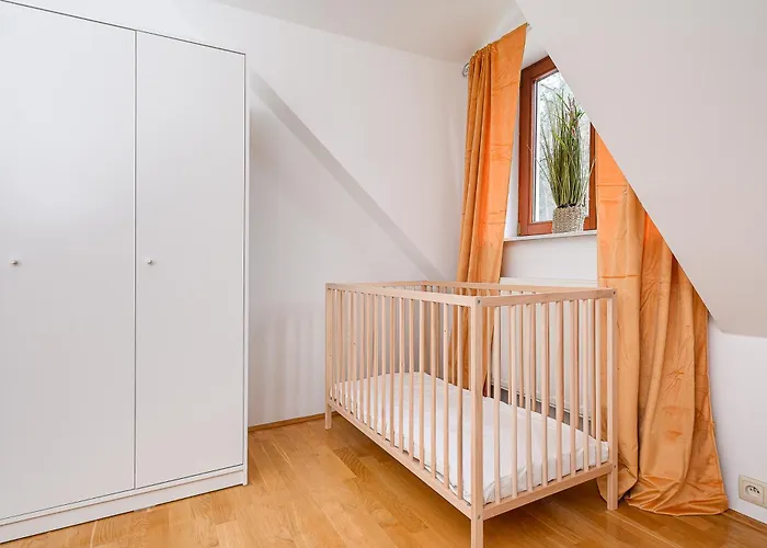 Lumina I Premium House 253M2 I 12 Guests I Parking I 2 Bathrooms I Terrace
