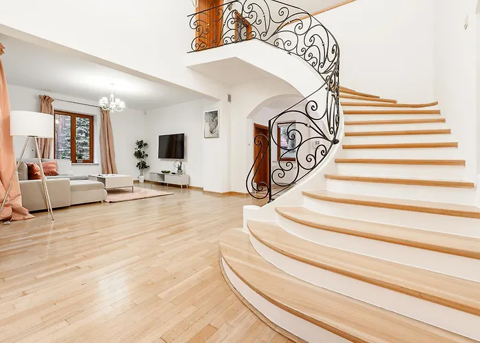 Lumina I Premium House 253M2 I 12 Guests I Parking I 2 Bathrooms I Terrace