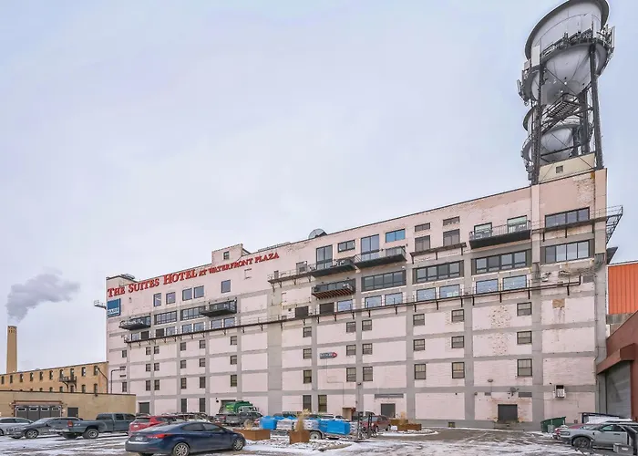 Pet-Friendly, Ship View, Canal Park, Condo, Pool
