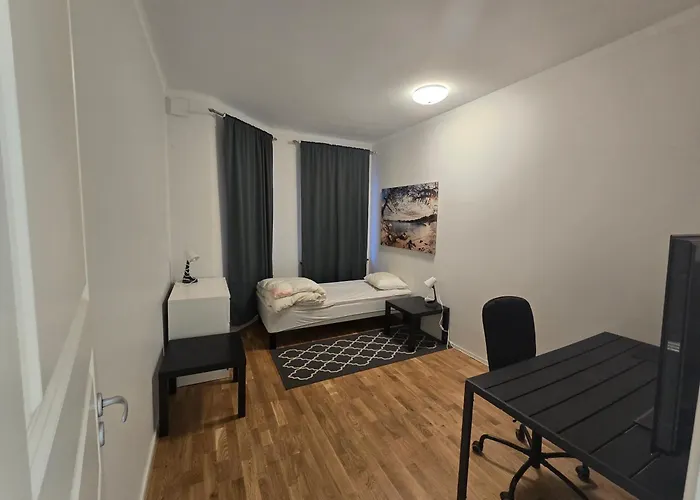 Villa S