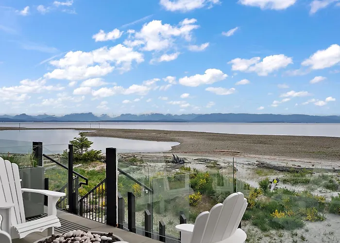 Saratoga Beachfront Villa