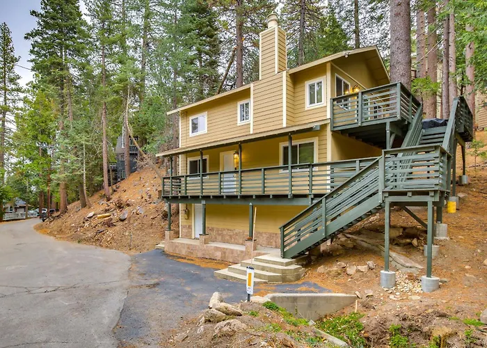 4 Mi To Lake Arrowhead: Cabin W/ Grill & Deck!