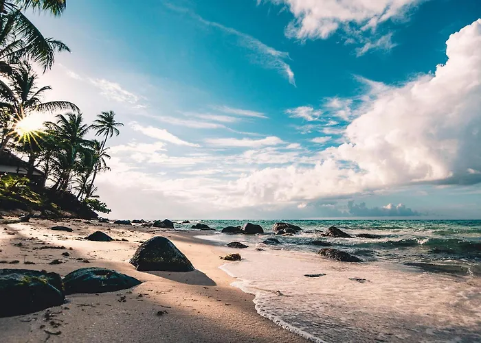Caribbean Estates Villa Caylee: Luxurious Beachfront Retreat