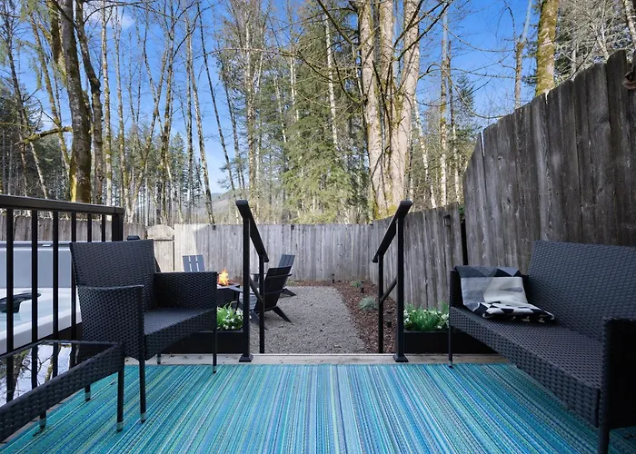 Twinberry Retreat - Meredith Lodging