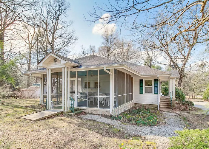Central & Ornate Sewanee Home W/ Screened-In Porch