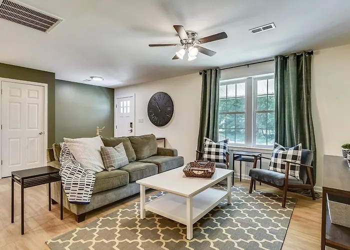 The Carriage House At King'S Crossing