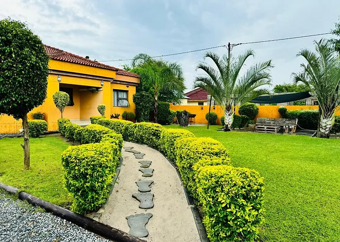 Gardenview Holiday Home-Exclusive Use
