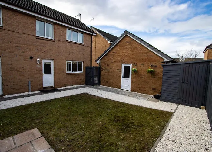 Harvest House With Games Room