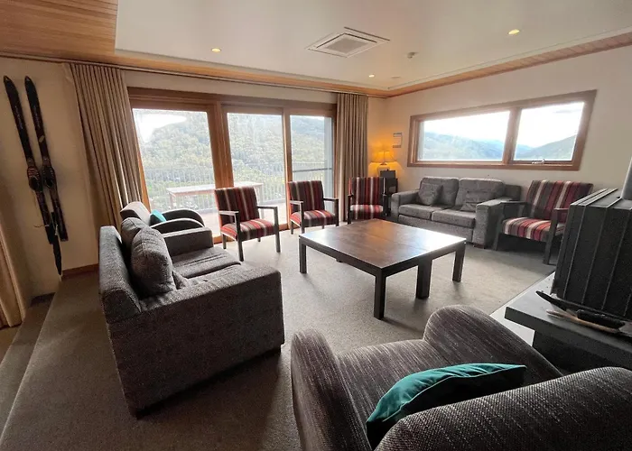 Schuss Alpine Club, Thredbo