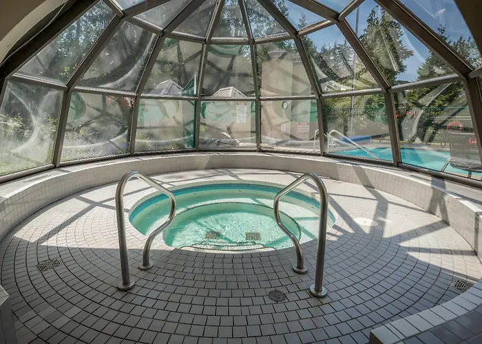 1Br In Marquise, Close To Ski Hill, Pool, Sauna, Hot Tub, Fitness Suite, Fireplace