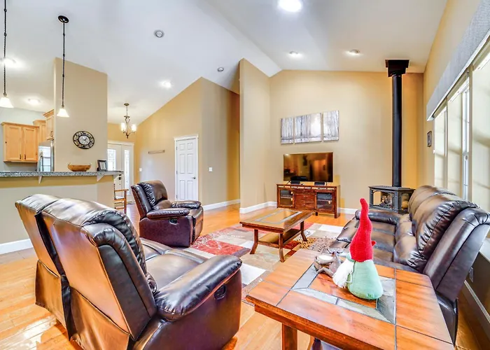Hike + Explore: Graeagle Getaway W/ Furnished Deck