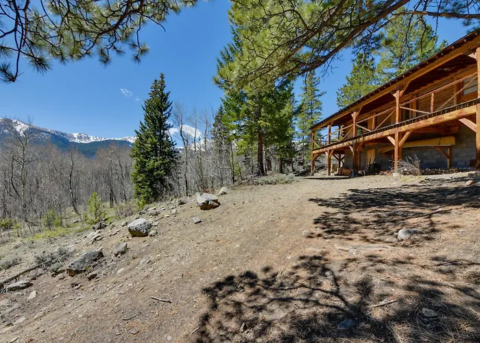 Idyllic Twin Lakes Escape W/ Views Of The Lakes