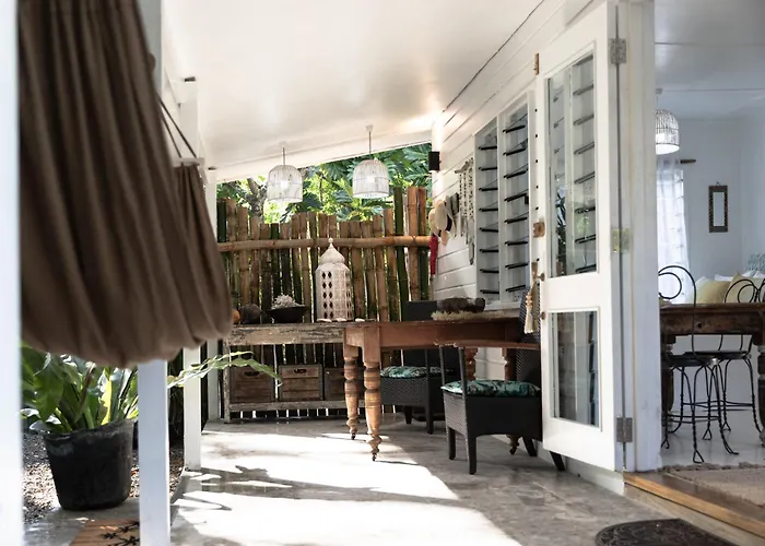 Namawa Honeymoon Cottage