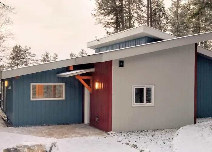 Valley Edge Lodge