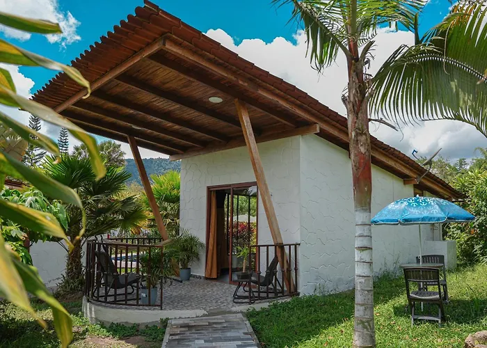 Coffee Lodge Cristal Glamping & Spa