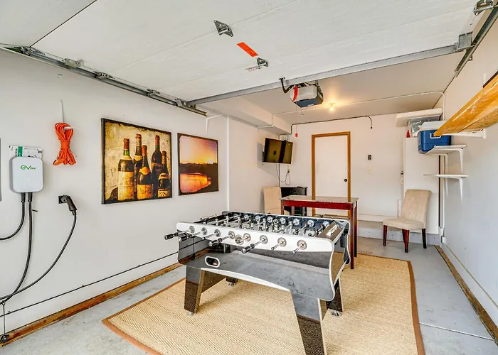 Manitou Springs Escape W/ A/C & Private Deck!