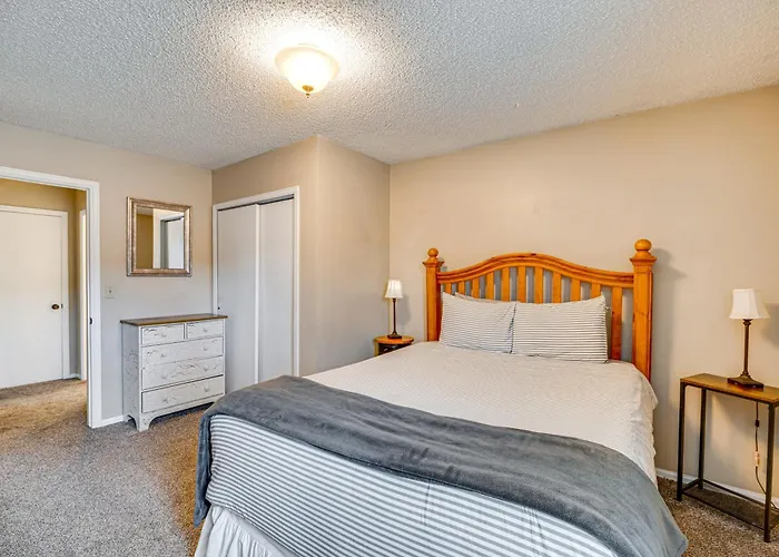 Manitou Springs Escape W/ A/C & Private Deck!