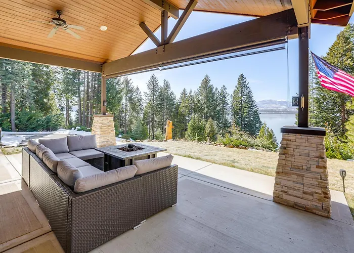 Fire Pit + Views: Serene Lake Almanor Retreat