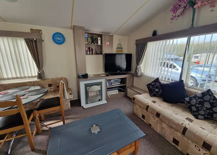 Ocean Breeze Hideaway 2 Bed Pet Friendly Static Caravan In Clarach Bay