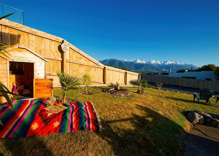 Classic Charm, Sea & Mountain Views, Family Fun - Kk95170