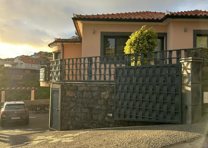 Rose Sun House