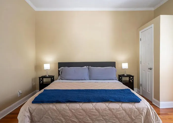 Modern 3-Bedroom, Big Fence Yard, Pets Stay Free