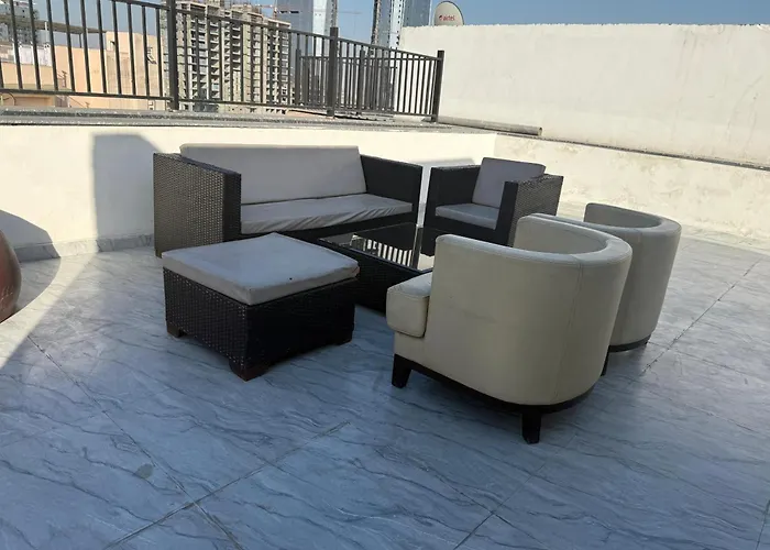 Sky Villa With Private Pool Noida