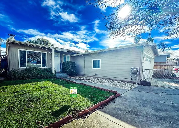 2139 Sanmateo 3B Ac Home Parking Wifi Fully Fenced Yard