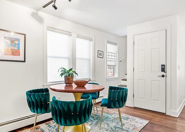 Federal Hill Pride 2 - Multi-Level Townhouse