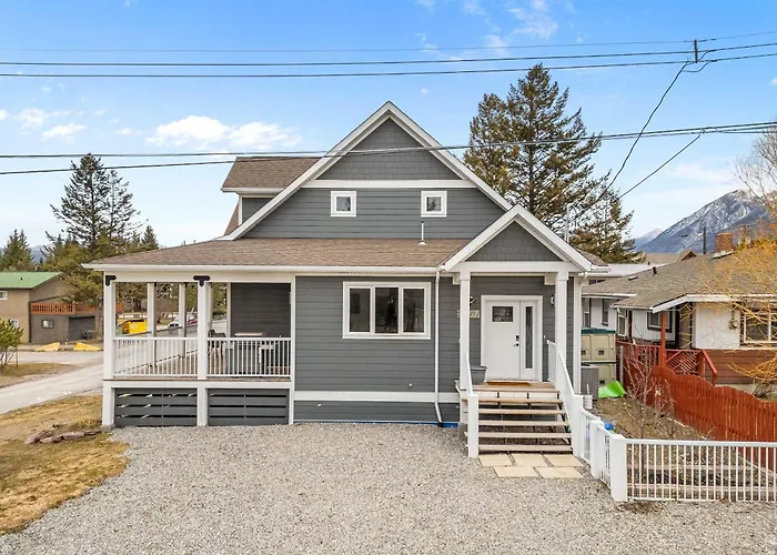 Radiant Retreat -Spacious Home - Heart Of Radium!