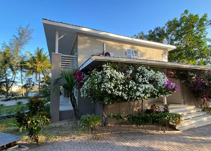 Barra Beach Villa Inhambane