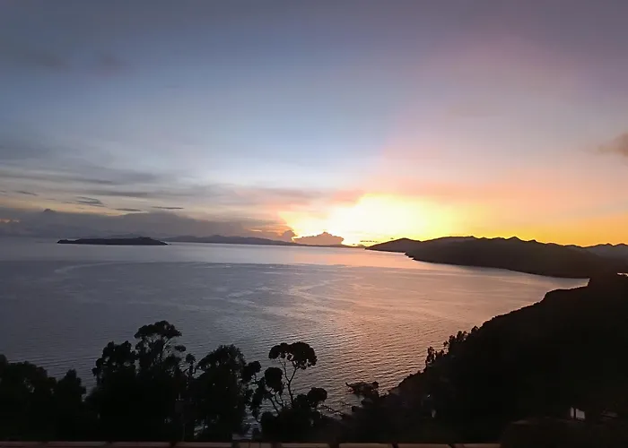 Nueva Luna - Isla Del Sol - Bolivia