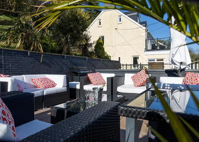Pendine Sands Edith Villas - A Luxury Seaside Home With Beautiful Sea Views